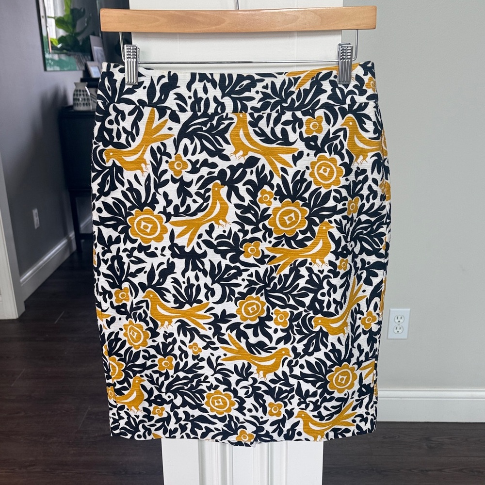 Ann Taylor Factory Women's Floral Bird Print Skirt in Mustard and Navy 4 - Picture 1 of 10